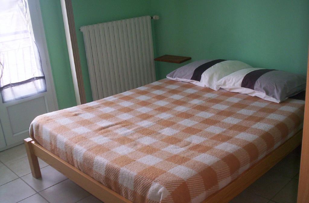 Le Vermondois Le Bacon Bilik gambar